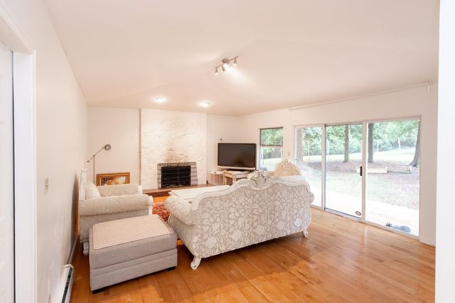 12460-ansell-street-websters-corners-maple-ridge-07 at 12460 Ansell Street, Websters Corners, Maple Ridge 12460-ansell-street-websters-corners-maple-ridge-07 at 12460 Ansell Street, Websters Corners, Maple Ridge