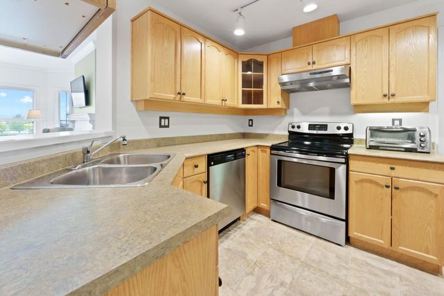 12464-191b-street-mid-meadows-pitt-meadows-02 at 306 - 12464 191b Street, Mid Meadows, Pitt Meadows