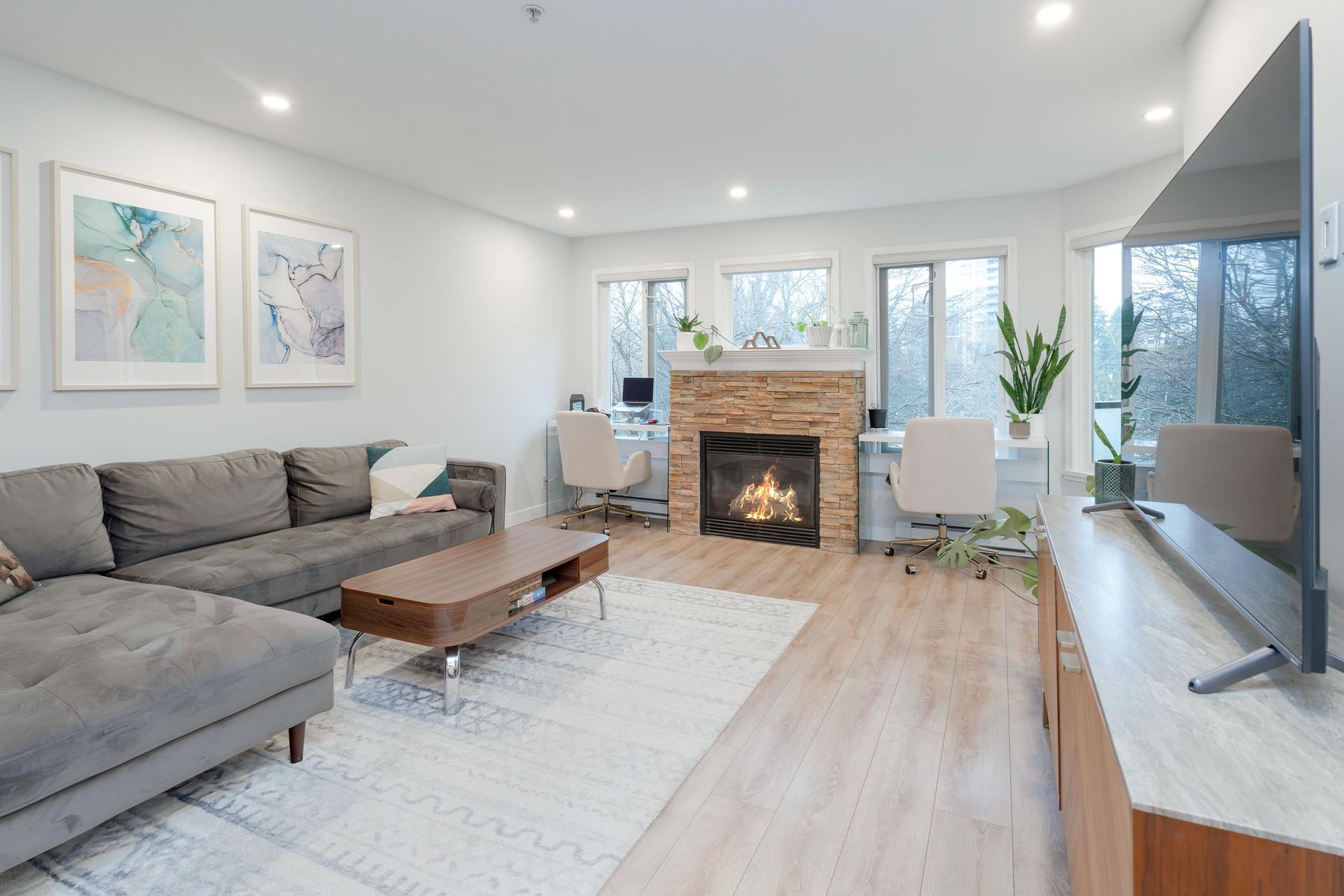 301 - 7139 18 Avenue, Edmonds BE, Burnaby East