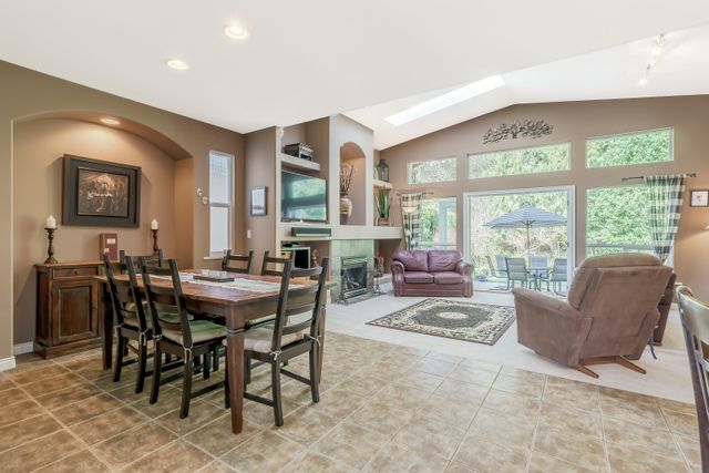 11442-best-street-southwest-maple-ridge-maple-ridge-11 at 3 - 11442 Best Street, Southwest Maple Ridge, Maple Ridge