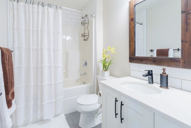 14500-morris-valley-road-lake-errock-mission-26 at 48 - 14500 Morris Valley Road, Lake Errock, Mission 14500-morris-valley-road-lake-errock-mission-26 at 48 - 14500 Morris Valley Road, Lake Errock, Mission