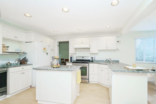 11651-230b-street-east-central-maple-ridge-08 at 11651 230b Street, East Central, Maple Ridge 11651-230b-street-east-central-maple-ridge-08 at 11651 230b Street, East Central, Maple Ridge