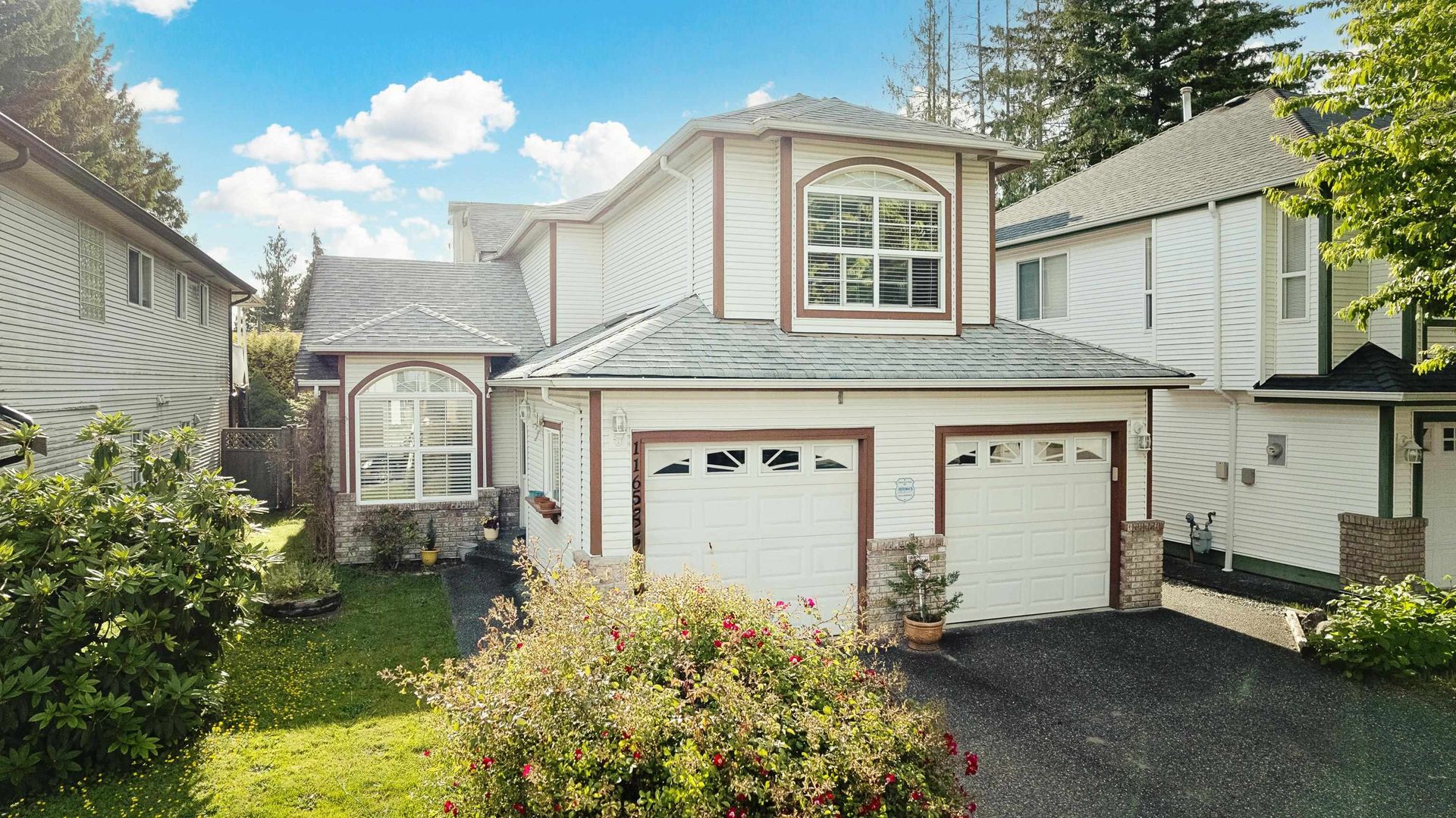 11651 230b Street, East Central, Maple Ridge photo number 1 11651 230b Street, East Central, Maple Ridge photo number 1