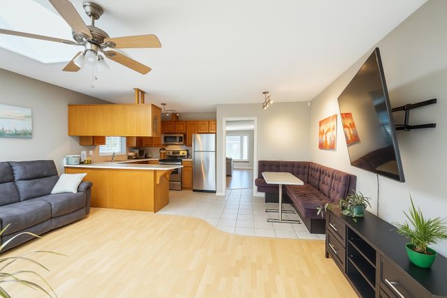 22070-126-avenue-west-central-maple-ridge-05 at 22070 126 Avenue, West Central, Maple Ridge