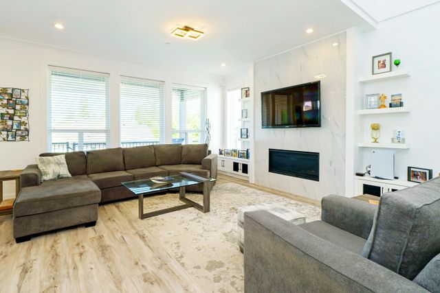 10891-morrisette-place-thornhill-mr-maple-ridge-06 at 10891 Morrisette Place, Thornhill MR, Maple Ridge