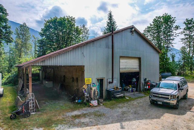 12856-degraff-road-durieu-mission-22 at 12856 Degraff Road, Durieu, Mission 12856-degraff-road-durieu-mission-22 at 12856 Degraff Road, Durieu, Mission