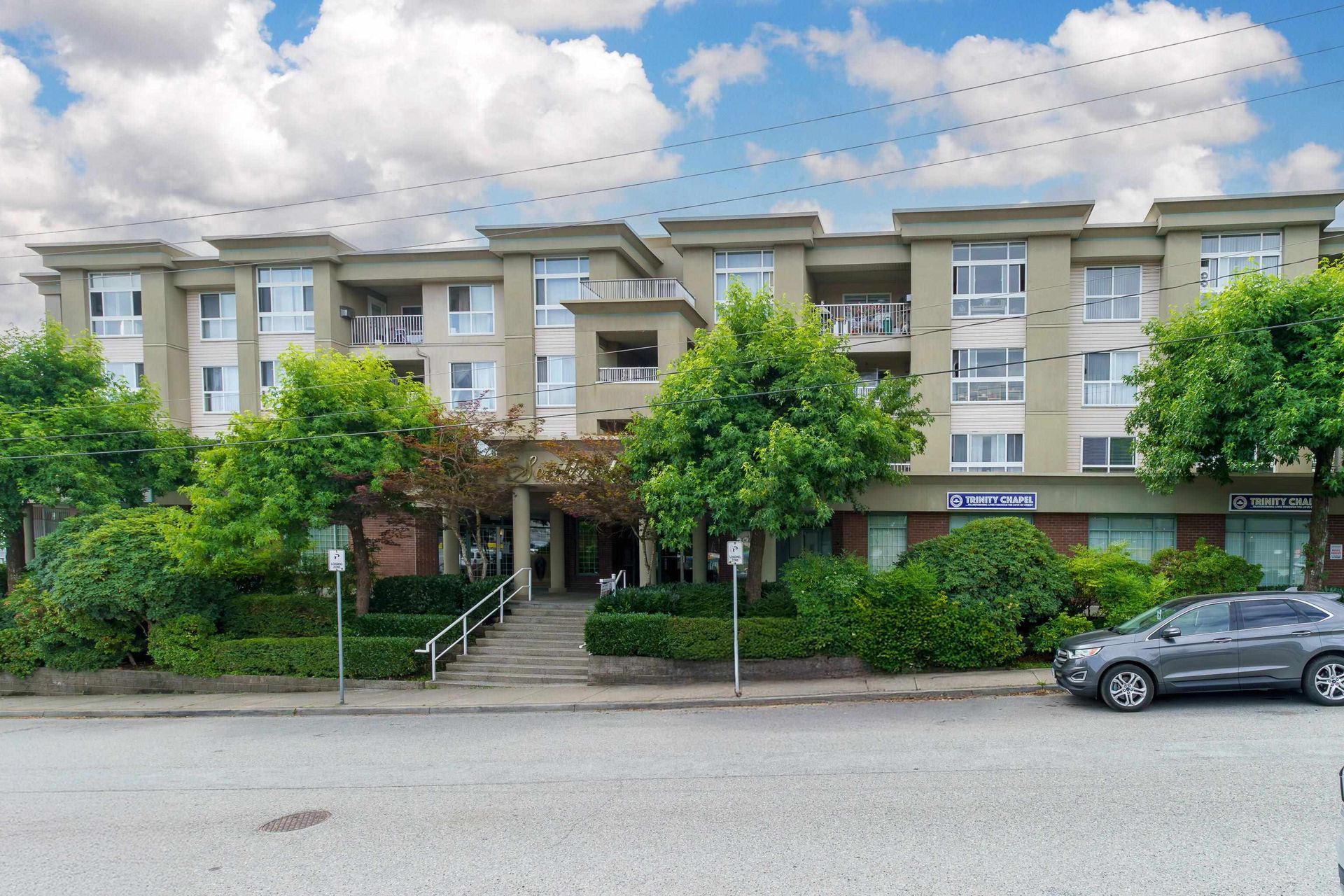 401 - 22230 North Avenue, West Central, Maple Ridge photo number 1 401 - 22230 North Avenue, West Central, Maple Ridge photo number 1
