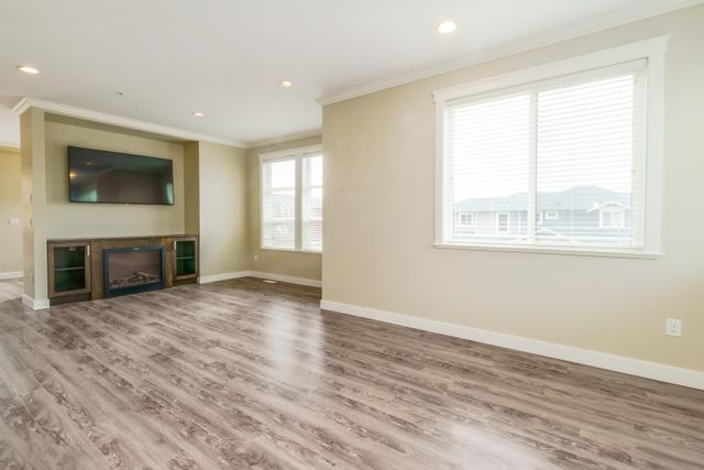 10550-248-street-thornhill-mr-maple-ridge-06 at 1 - 10550 248 Street, Thornhill MR, Maple Ridge