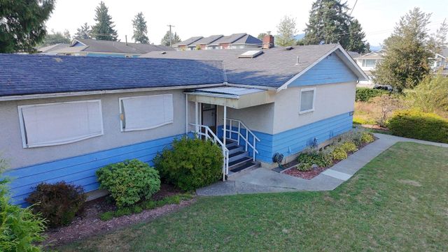 3047-oxford-street-glenwood-pq-port-coquitlam-32 at 3047 Oxford Street, Glenwood PQ, Port Coquitlam