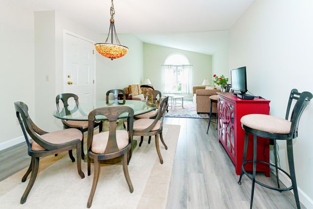 22515-116-avenue-east-central-maple-ridge-08 at 215 - 22515 116 Avenue, East Central, Maple Ridge