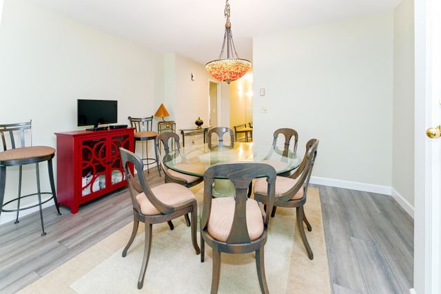 22515-116-avenue-east-central-maple-ridge-09 at 215 - 22515 116 Avenue, East Central, Maple Ridge