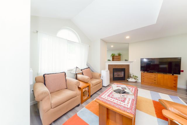 22515-116-avenue-east-central-maple-ridge-17 at 215 - 22515 116 Avenue, East Central, Maple Ridge