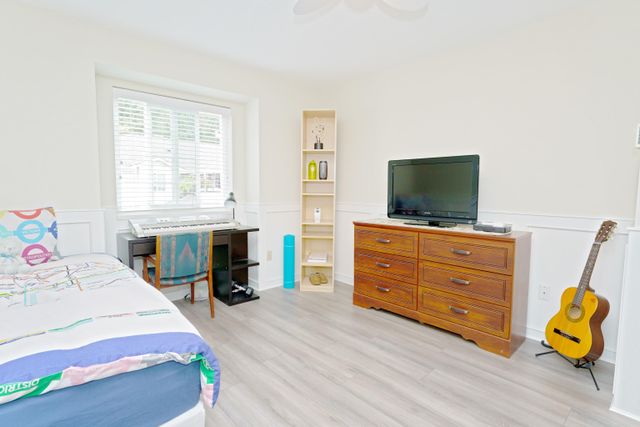 22515-116-avenue-east-central-maple-ridge-20 at 215 - 22515 116 Avenue, East Central, Maple Ridge