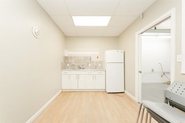 124-w-8-avenue-mount-pleasant-vw-vancouver-west-03 at A - 124 W 8 Avenue, Mount Pleasant VW, Vancouver West