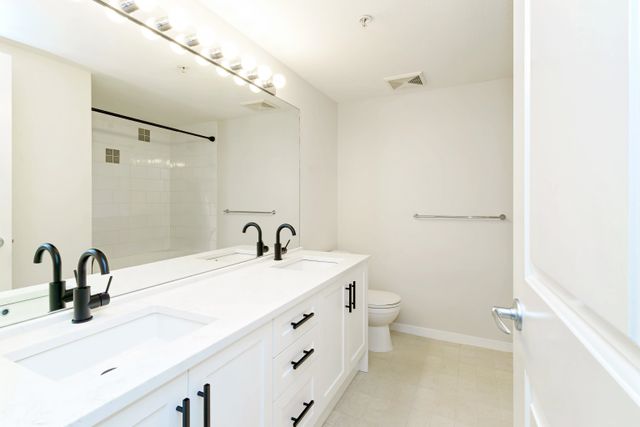 300-klahanie-drive-port-moody-centre-port-moody-17 at 302 - 300 Klahanie Drive, Port Moody Centre, Port Moody