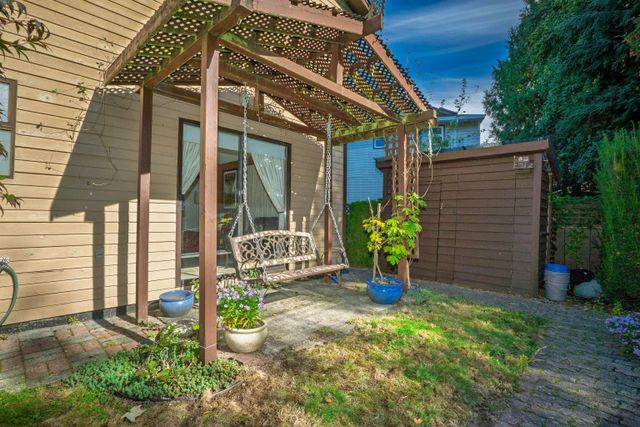 21056-barker-avenue-southwest-maple-ridge-maple-ridge-24 at 21056 Barker Avenue, Southwest Maple Ridge, Maple Ridge