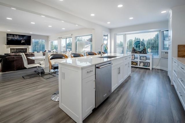 11451-best-street-southwest-maple-ridge-maple-ridge-08 at 11451 Best Street, Southwest Maple Ridge, Maple Ridge