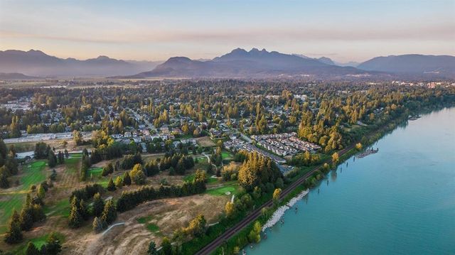 11451-best-street-southwest-maple-ridge-maple-ridge-34 at 11451 Best Street, Southwest Maple Ridge, Maple Ridge