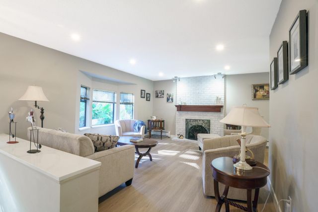 2475-norcrest-court-oakdale-burnaby-north-04 at 2475 Norcrest Court, Oakdale, Burnaby North