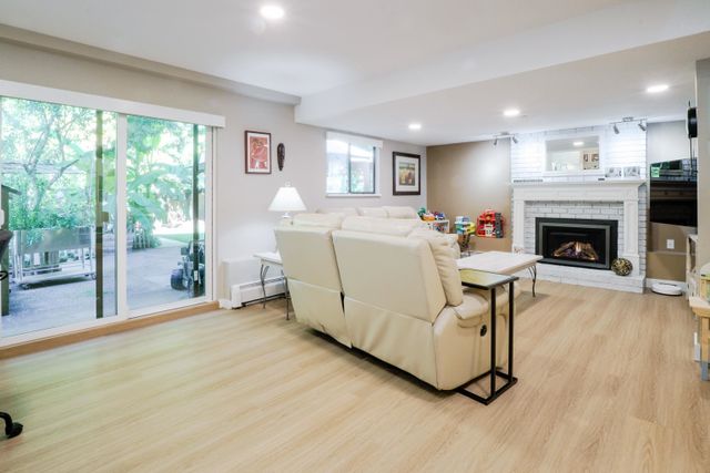 2475-norcrest-court-oakdale-burnaby-north-09 at 2475 Norcrest Court, Oakdale, Burnaby North