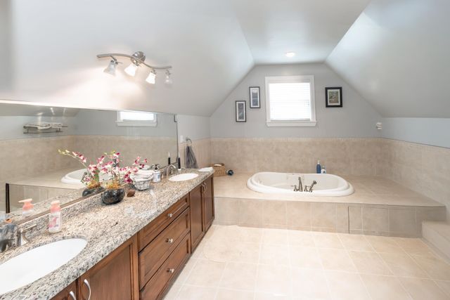 2915-fern-drive-anmore-port-moody-25 at 2915 Fern Drive, Anmore, Port Moody 2915-fern-drive-anmore-port-moody-25 at 2915 Fern Drive, Anmore, Port Moody