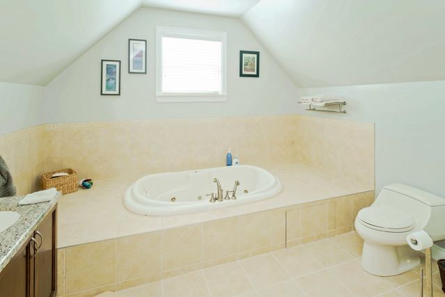 2915-fern-drive-anmore-port-moody-26 at 2915 Fern Drive, Anmore, Port Moody 2915-fern-drive-anmore-port-moody-26 at 2915 Fern Drive, Anmore, Port Moody