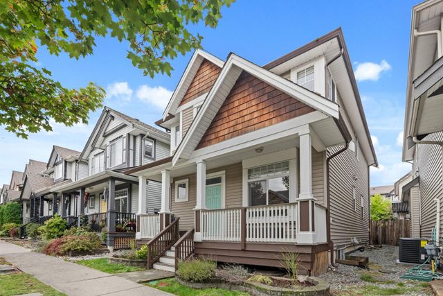 19453-67a-avenue-clayton-cloverdale-02 at 19453 67a Avenue, Clayton, Cloverdale 19453-67a-avenue-clayton-cloverdale-02 at 19453 67a Avenue, Clayton, Cloverdale