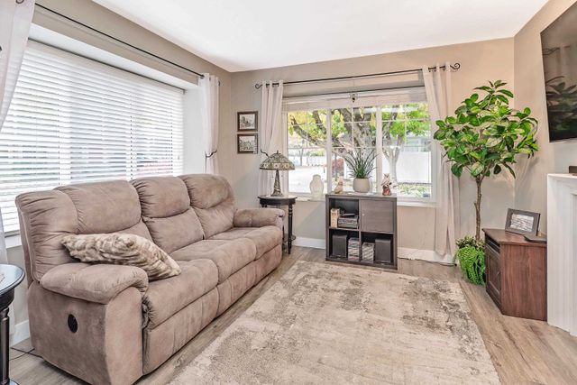 23085-118-avenue-east-central-maple-ridge-03 at 60 - 23085 118 Avenue, East Central, Maple Ridge