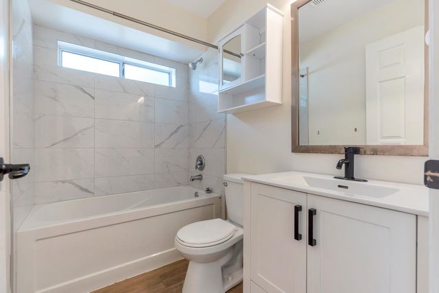 30c98c33d550bcb6c6047a0000cb82cf0ef16334 at 47129 Yale Road