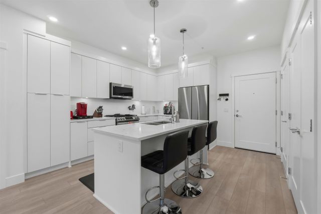 22633-selkirk-avenue-east-central-maple-ridge-03 at 415 - 22633 Selkirk Avenue, East Central, Maple Ridge