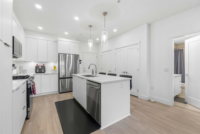 22633-selkirk-avenue-east-central-maple-ridge-06 at 415 - 22633 Selkirk Avenue, East Central, Maple Ridge