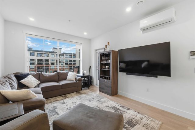 22633-selkirk-avenue-east-central-maple-ridge-13 at 415 - 22633 Selkirk Avenue, East Central, Maple Ridge