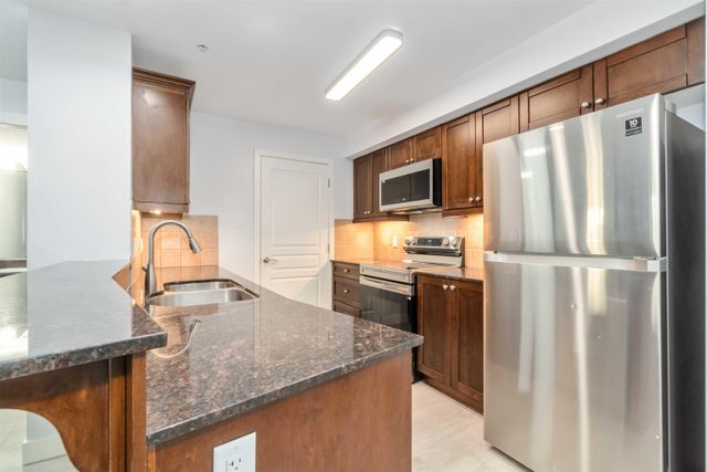 1969-westminster-avenue-glenwood-pq-port-coquitlam-11 at 209 - 1969 Westminster Avenue, Glenwood PQ, Port Coquitlam