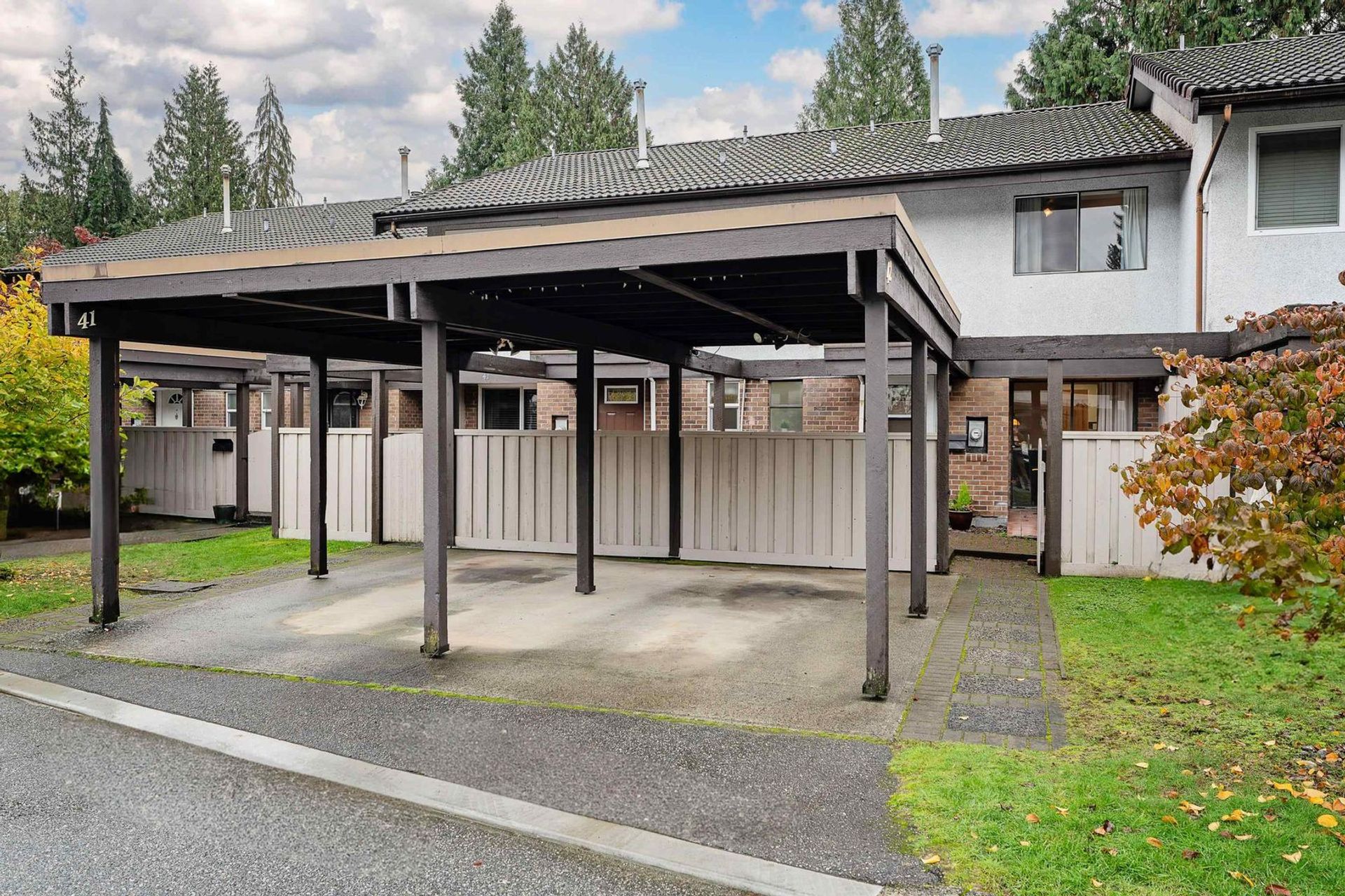 42 - 3046 Coast Meridian Road, Port Coquitlam photo number 1 42 - 3046 Coast Meridian Road, Port Coquitlam photo number 1