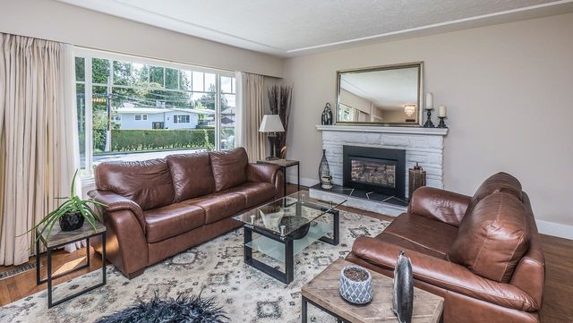 0fba68d19faa6c9dab29254a0562f5f911b91abe at 3729 Wellington Street 0fba68d19faa6c9dab29254a0562f5f911b91abe at 3729 Wellington Street