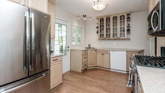 3e58a3647d380cabb2c1a23783ae67b8c7967e83 at 3729 Wellington Street 3e58a3647d380cabb2c1a23783ae67b8c7967e83 at 3729 Wellington Street