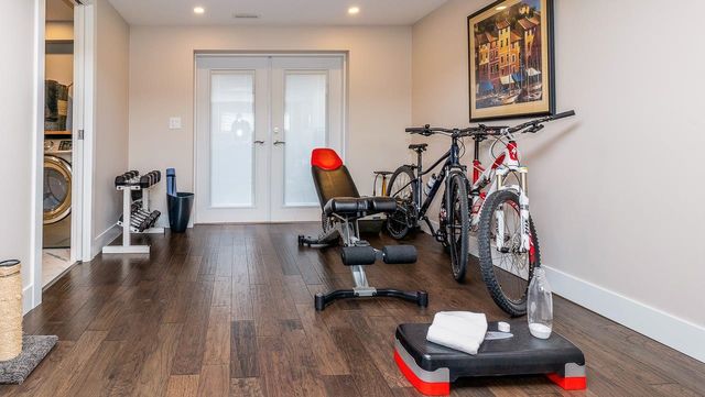 a2e2db2109c406d6d16c8b17530dc8b337f3b1d3 at 3729 Wellington Street