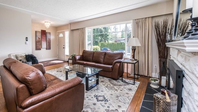 cc773c34cea2e283d6caefc8dd157ce8ec19bbf7 at 3729 Wellington Street