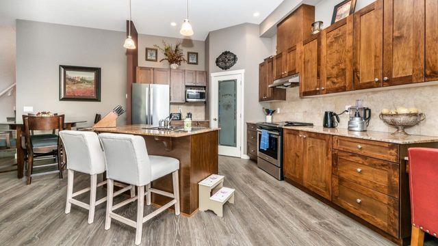 8f91e5a4414677c9a91586f35dc41bb08540ad31 at 13 - 11160 234a Street