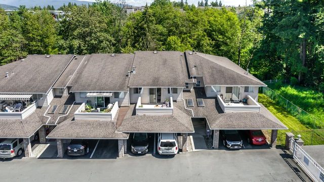 30deb4e2b318cbba425228c835215617354c819f at 58 - 22308 124 Avenue