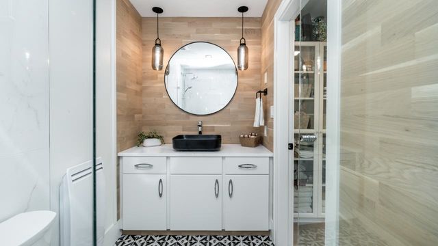 4cd1c6d8552fa6faebfb0773d2943656855552c8 at 58 - 22308 124 Avenue