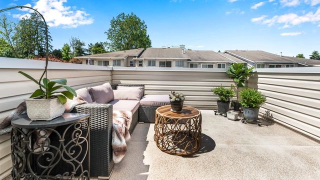 dccd9b07f27550168ff81459cf2f4d35ed4c4278 at 58 - 22308 124 Avenue