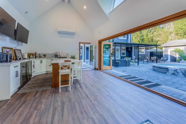 6b2a590fd9238756d721e78f300a036f7ac40bac at 23290 128 Avenue