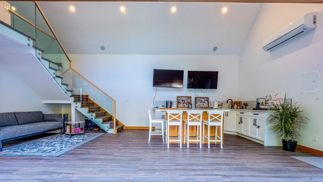 93151179a746a76ee7d06921415e277837c7f87b at 23290 128 Avenue