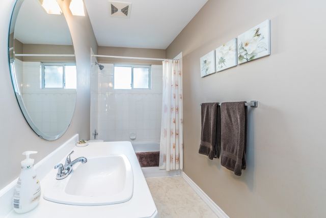 b2339fd3cf48a5d7232cc57927eb8af401f82468 at 11697 Glenhurst Street