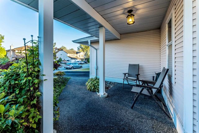 da95e7f575eeb1f00eae08a0578f638836bf024f at 11697 Glenhurst Street