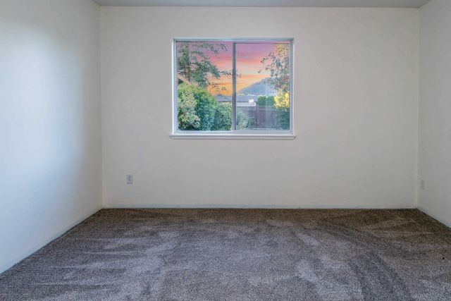 dfd297a5833a27876029858de17b2ce6db462284 at 11697 Glenhurst Street