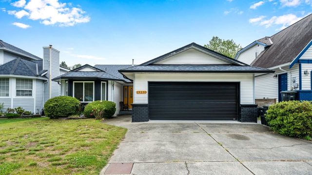 e88c2c15ce23a6eb10476cbfea635c87b0610bfb at 19590 Somerset Drive, Pitt Meadows, Bc, V3y 2l4