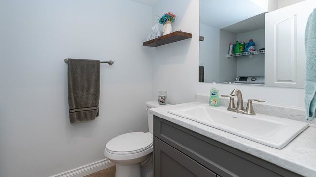 1207ae1edce55bbdc1f7d6f8702b65accf325722 at 7 - 22488 116 Avenue