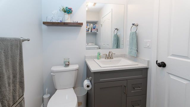 4490bfad762b81377756619b6bd66e107be86ecd at 7 - 22488 116 Avenue